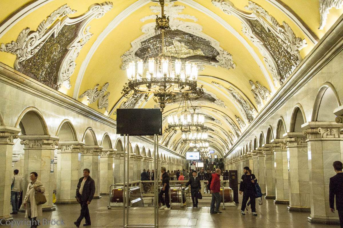 Metro, Komsomolskaya-Kolzewaja