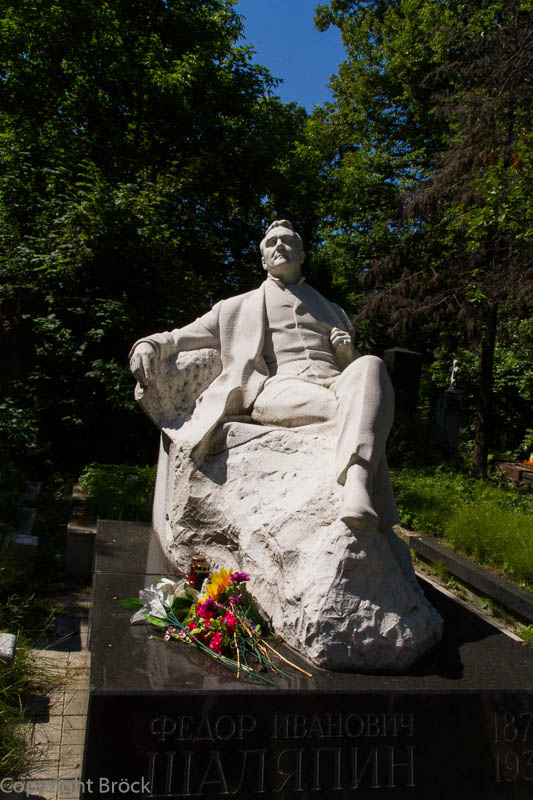 Neujungfrauen-Kloster, Prominentenfriedhof