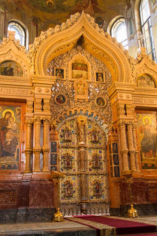 Innenansicht der Christi-Auferstehungs-Kirche (Erlöser-Kirche Auf Dem Blute), Ikonostase (Portal)