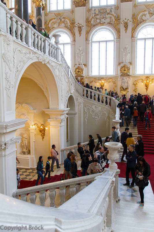 Eremitage; Winterpalast, Paradetreppe